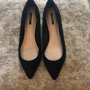 Size 9 black pointed flats